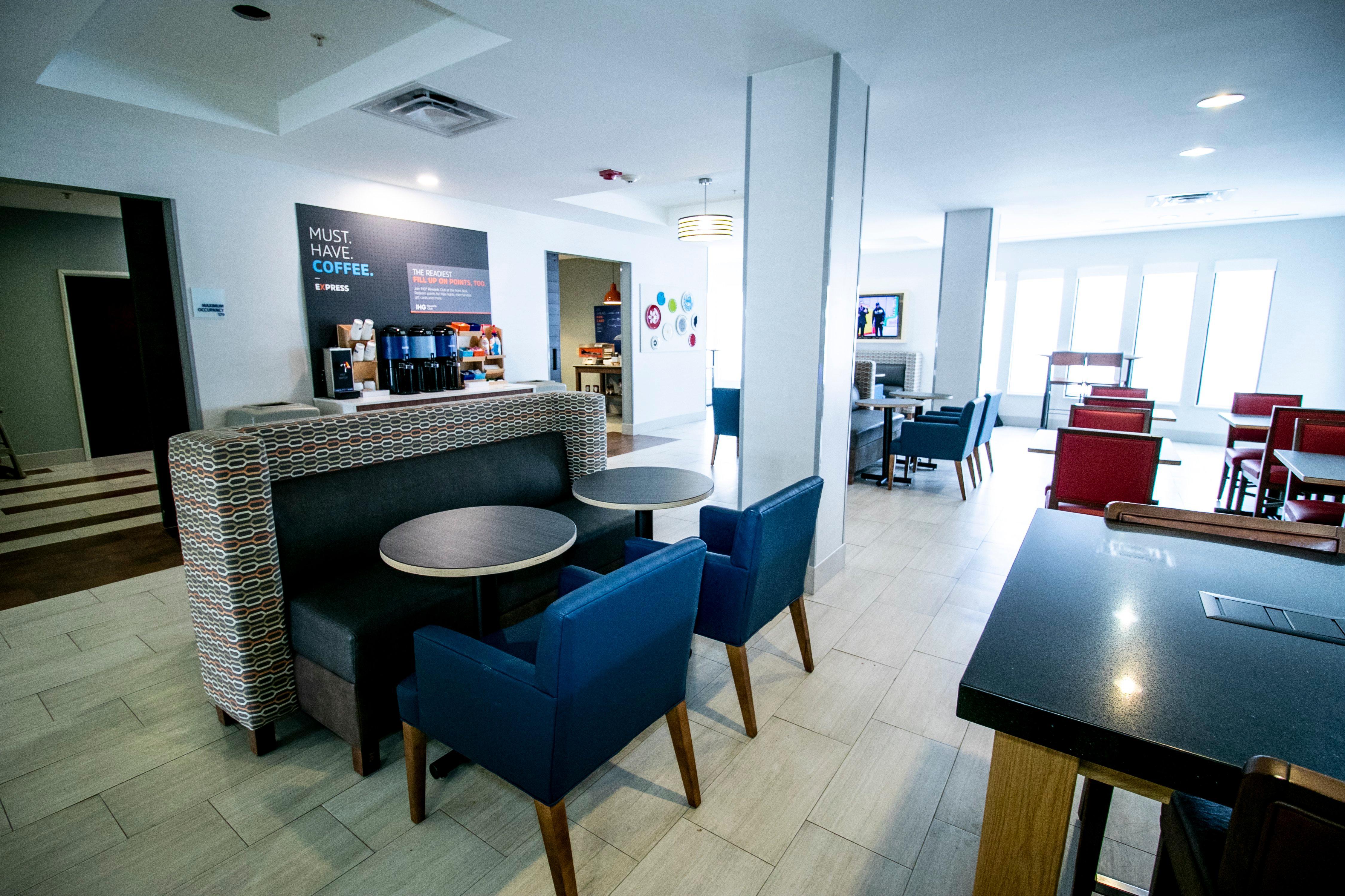 Holiday Inn Express Hotel & Suites Baton Rouge -Port Allen By Ihg Esterno foto